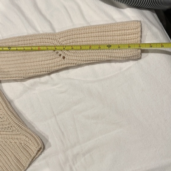 Rag & Bone Cream Turtleneck - Picture 11 of 16